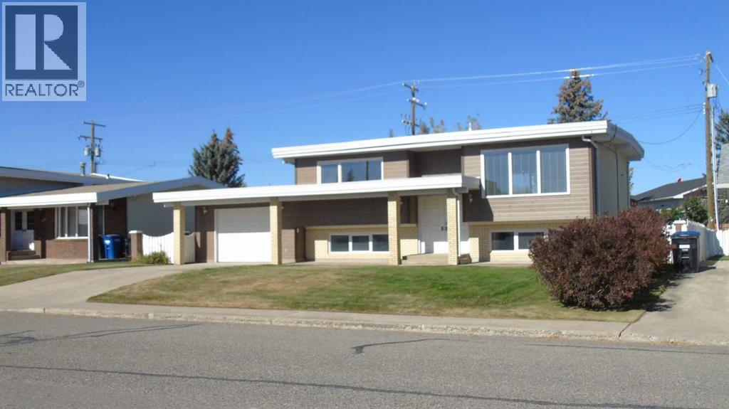 645 26 Street, Fort Macleod, Alberta  T0L 0Z0 - Photo 2 - A2264737