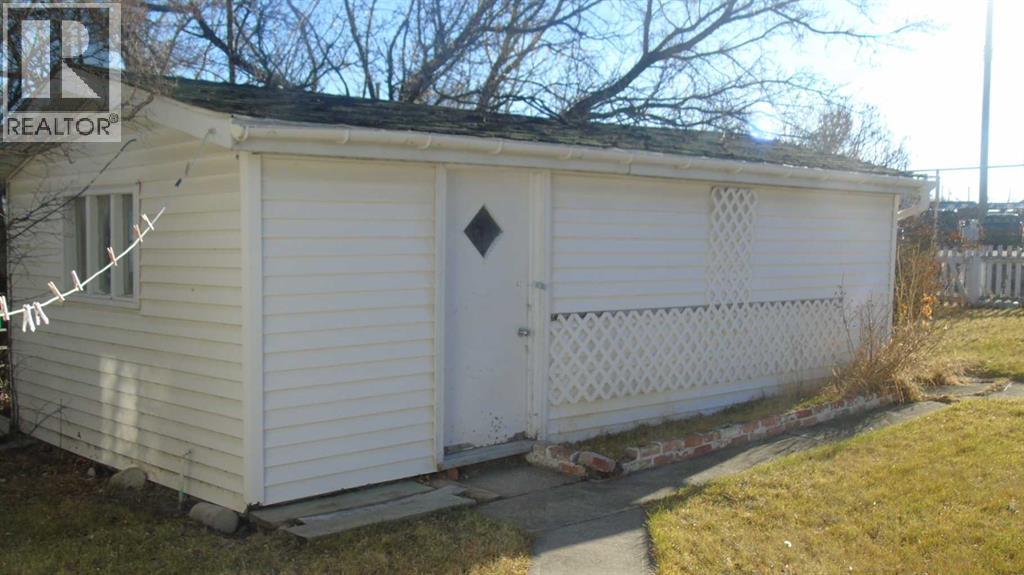 340 26 Street, Fort Macleod, Alberta  T0L 0Z0 - Photo 4 - A2271973